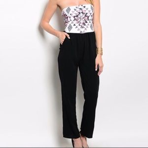 2/$40 White & Black Floral Geometric Jumpsuit
